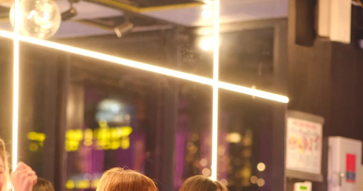 Bubble Tokyo, gentlemen's club in Da Nang