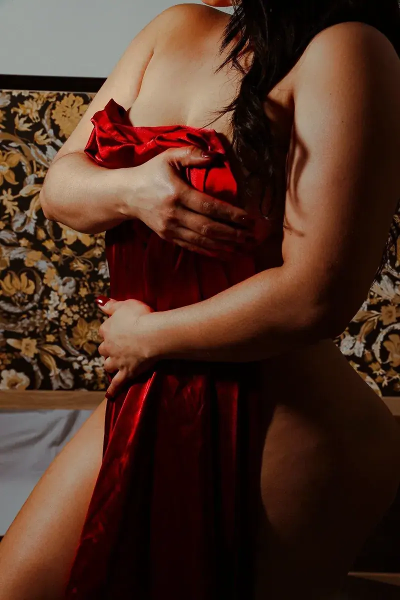 Evad Sensuelle, erotic massage in Paris, photo 5