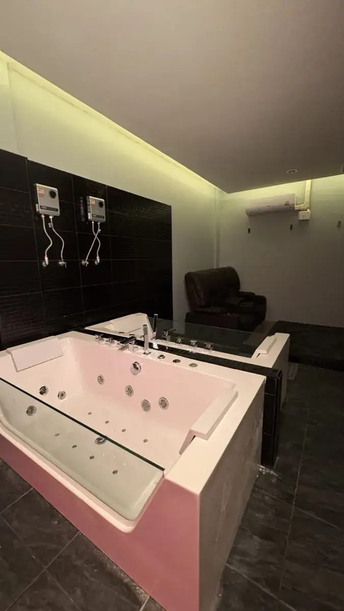 Heal Nuru & Soapy Massage, erotic massage in Bangkok, photo 5